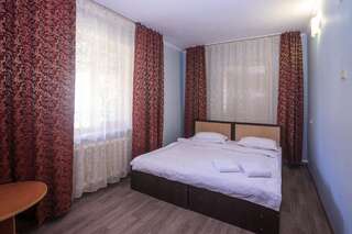 Отель Sunkar Hotel Алматы Четырехместный номер-6